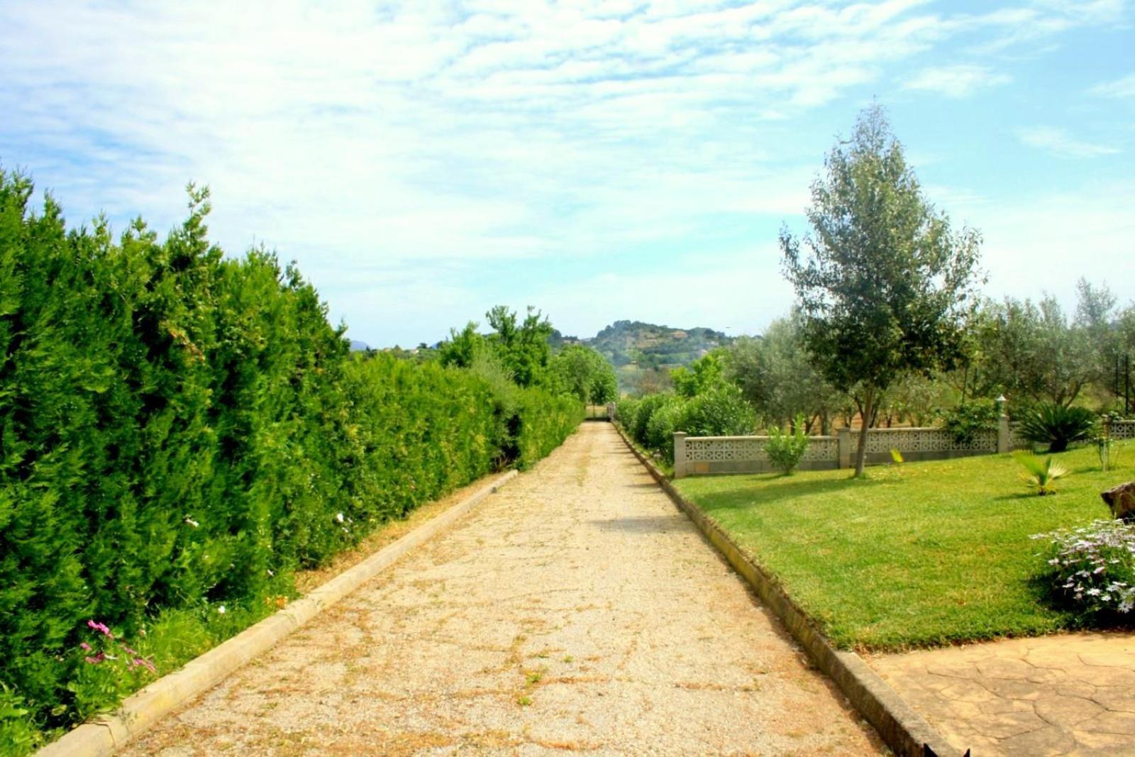 Finca Con Piscina Es Blanquer Guest House Exterior photo
